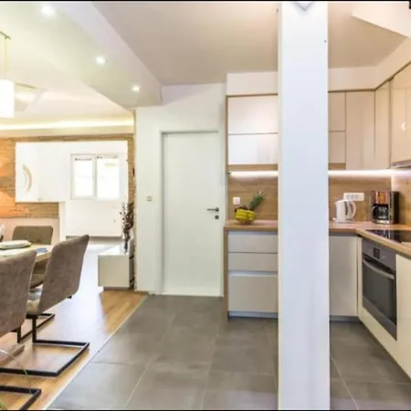 Bruna Appartement Makarska